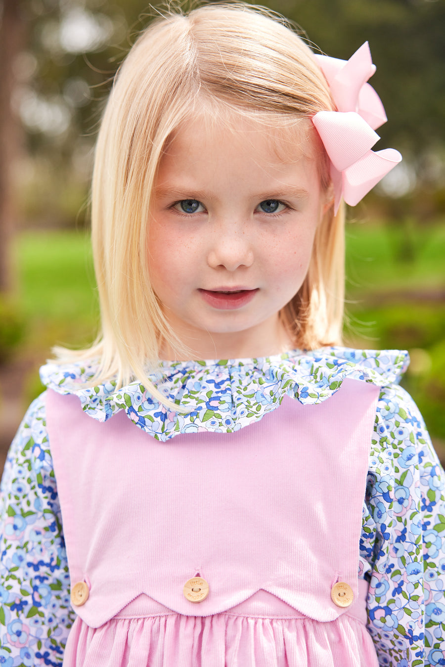 Little English traditional clothing, button panel jumper in light pink corduroy pattern for little girl