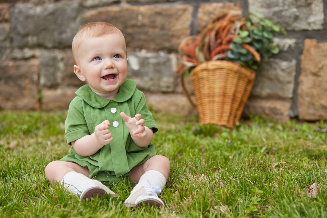 Little English traditional clothing, davant bubble in watercress corduroy with buttons on chest for baby boy