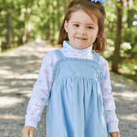  Little English traditional children's clothing, classic girl's turtleneck with blue and pink heart pattern